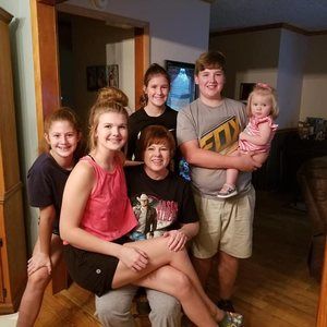 Meet your Posher, Vicky